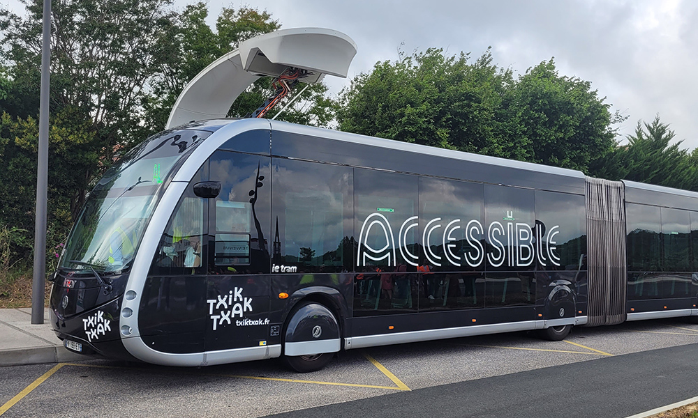 Trambus de SMPBA Journées AGIR 2023, Biarritz