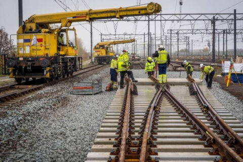 Installation d'infrastructures ferroviaire.