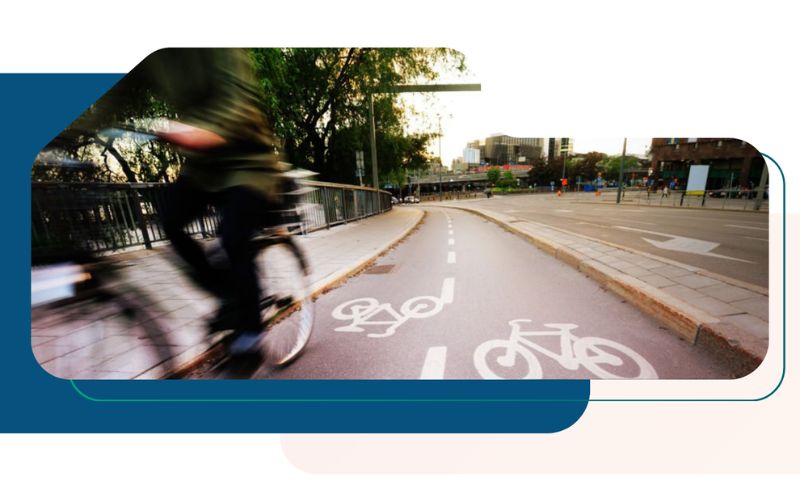 Couverture du guide "Aménagements cyclables" d'AGIR Transport.